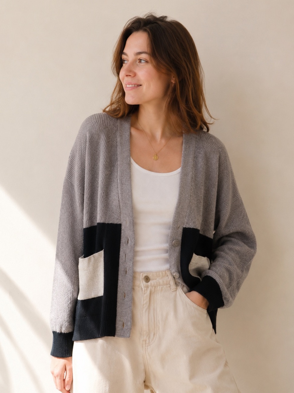 Aaeda Two-Tone Gray & Black Open Front Cardigan